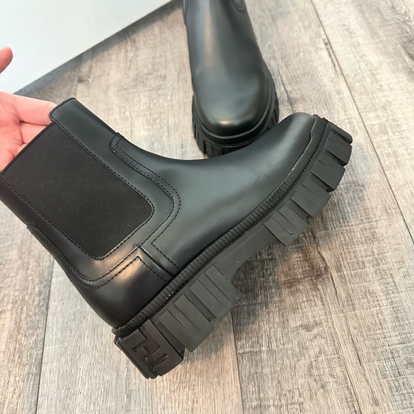 Fendi Black Leather Logo Platform Boots Size 38. - Picture 7 of 11